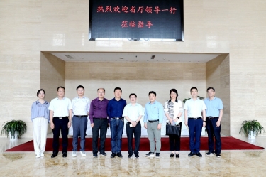 省人力社保厅二级巡视员陈荣华一行莅临bwin必赢亚洲官方网站纸业调研人才工作